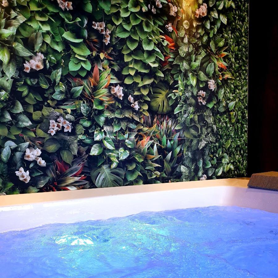 فندق Destasu' Bed And Wellness كاستل ديل مونتيه المظهر الخارجي الصورة